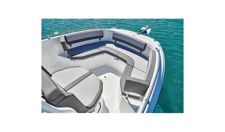 Jeanneau Cap Camarat 7.5 CC