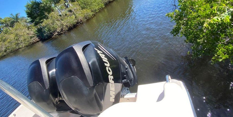 Grady-White Freedom 275