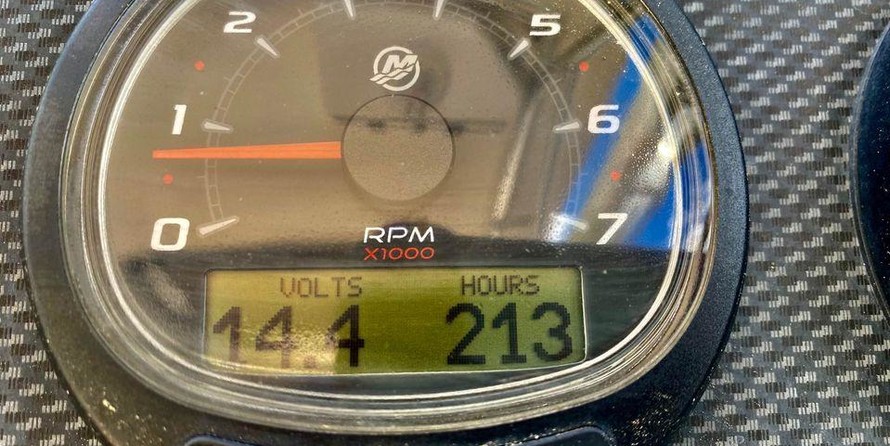 Grady-White Freedom 275