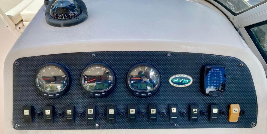 Grady-White Freedom 275