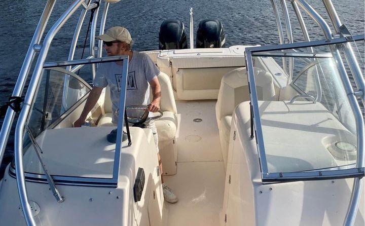 Grady-White Freedom 275