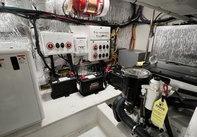 Cruisers Yachts 42 Cantius