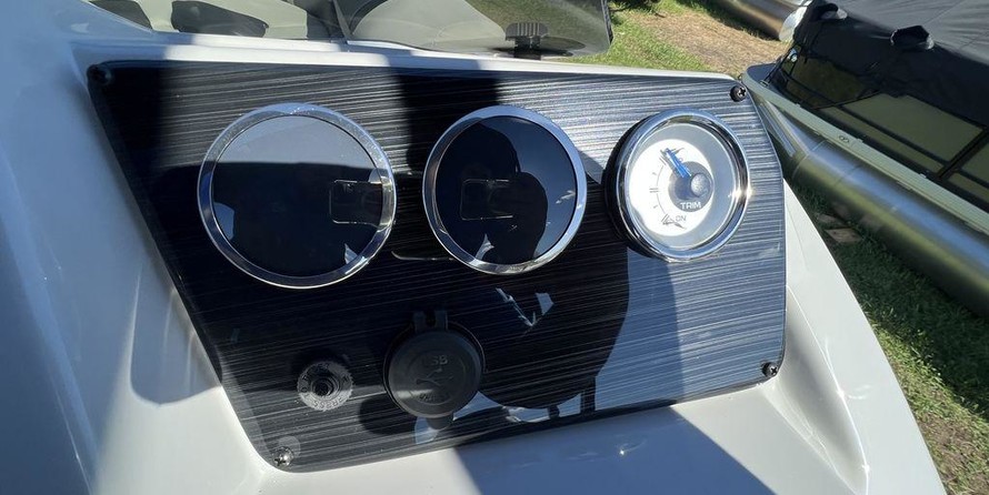 SunChaser 24 SB BUNK TRAILER 150HP