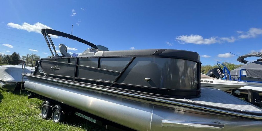 SunChaser 24 SB BUNK TRAILER 150HP