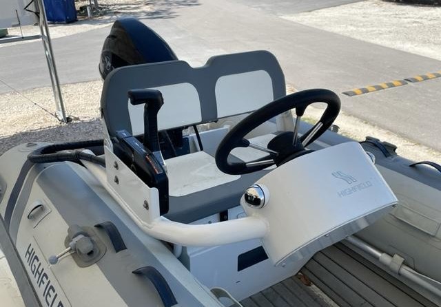Sea ray 420 sedan bridge