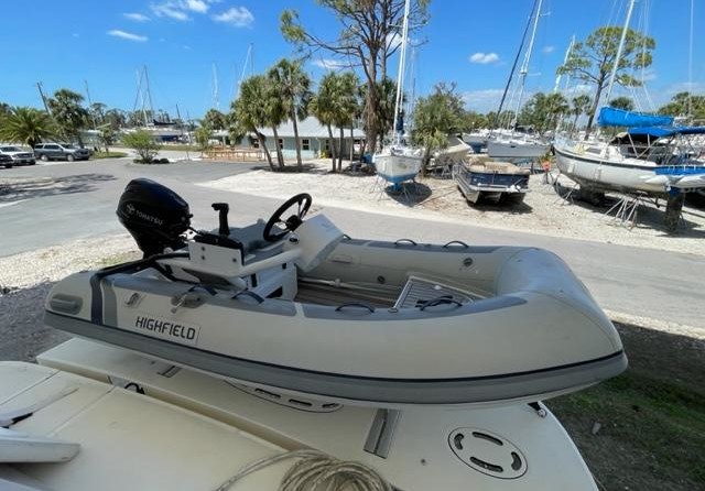Sea ray 420 sedan bridge