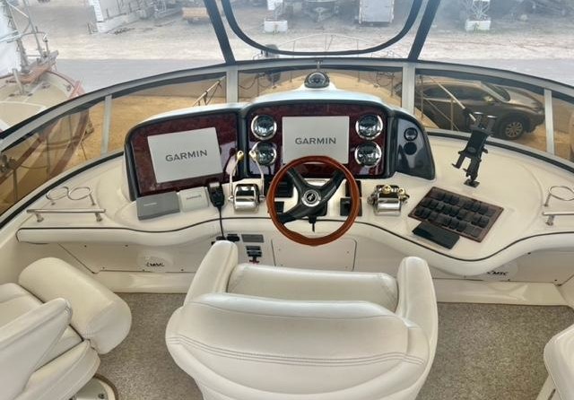 Sea ray 420 sedan bridge