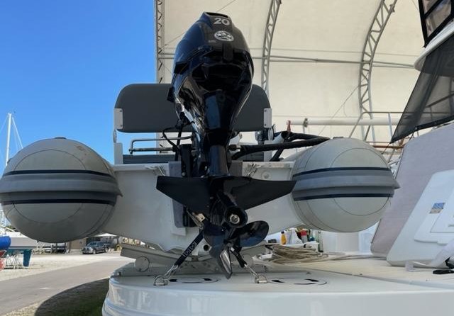 Sea ray 420 sedan bridge