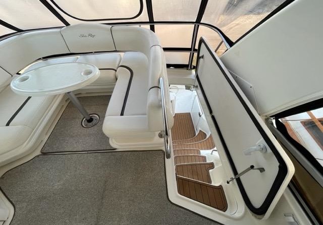 Sea ray 420 sedan bridge