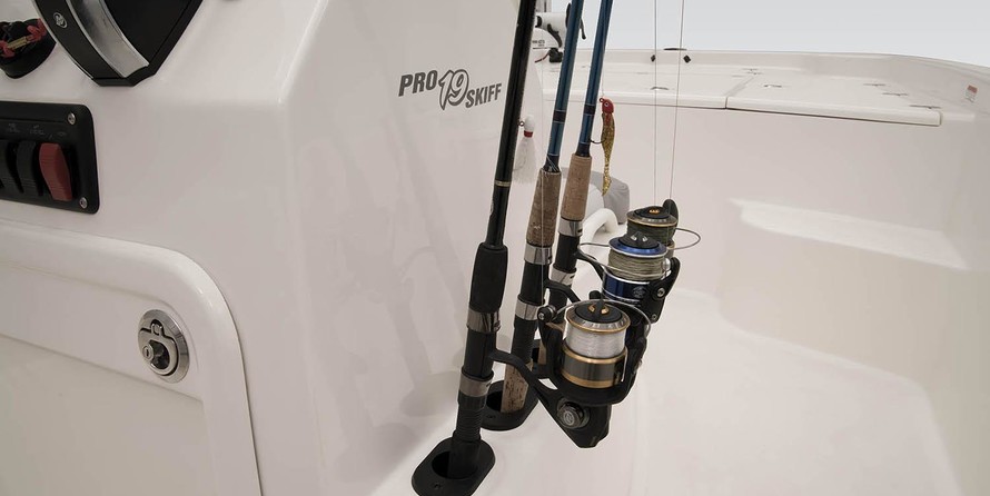 Mako Pro Skiff 19 CC