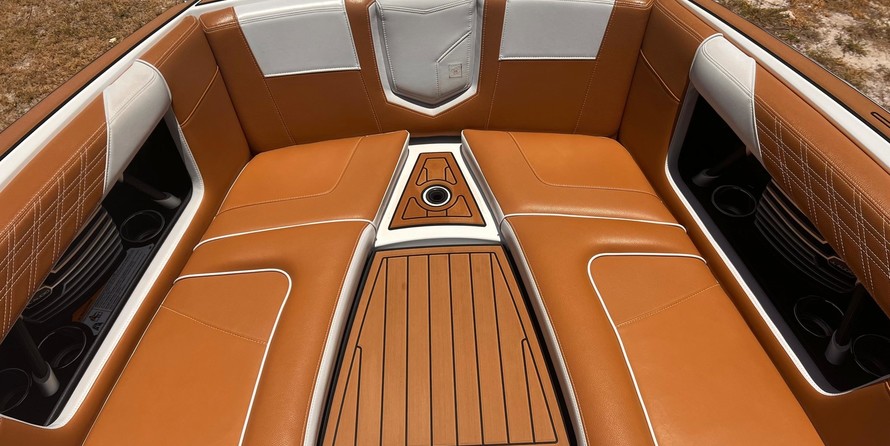 Super Air Nautique G23