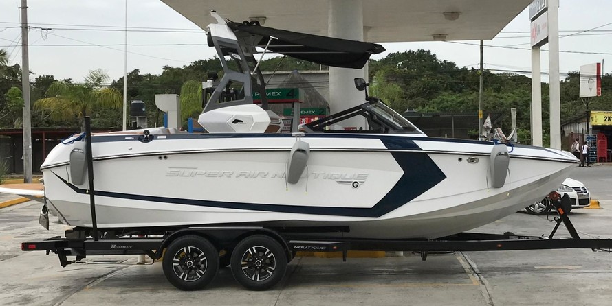 Super Air Nautique G23