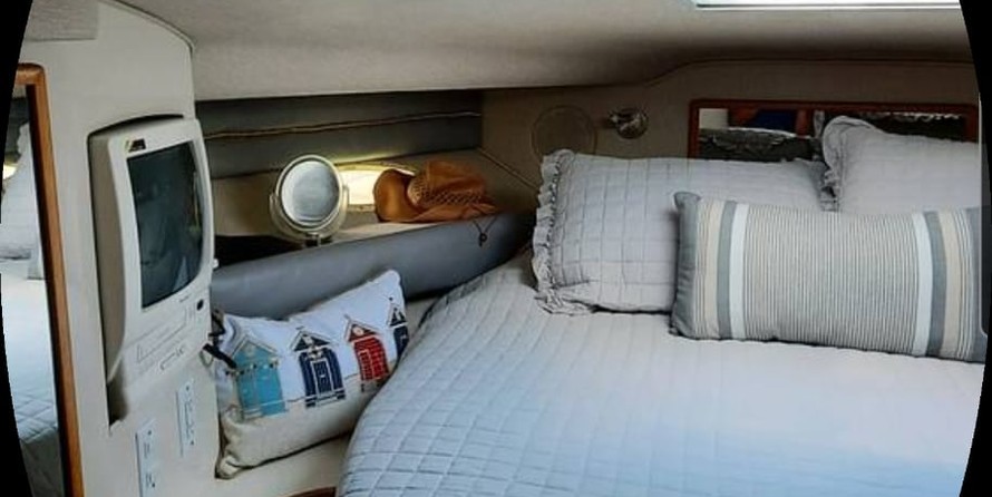 Sea ray 400 express cruiser