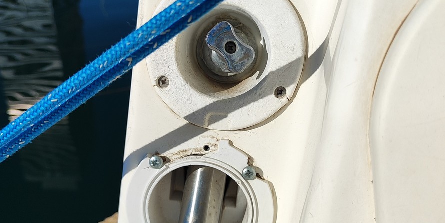 Dufour Grand Large 382