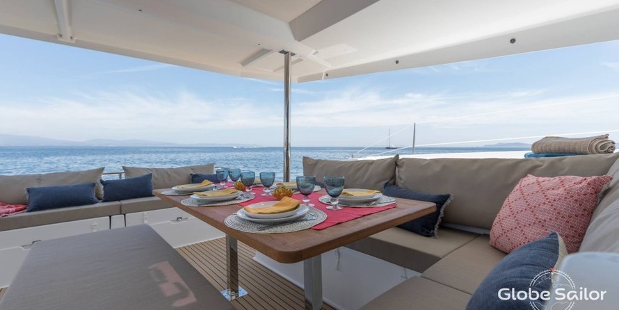 Fountaine Pajot Saona 47