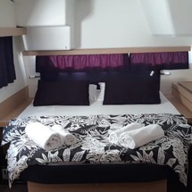 Fountaine Pajot Lucia 40