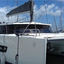 Fountaine Pajot Lucia 40