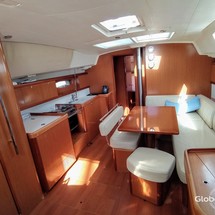 Beneteau Oceanis 43