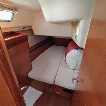 Beneteau Oceanis 43