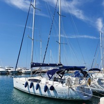 Beneteau Oceanis 40