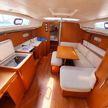 Beneteau Oceanis 40