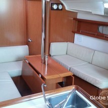 Beneteau Oceanis 37