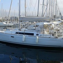 Beneteau Oceanis 37