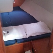 Beneteau Oceanis 37