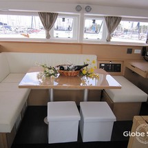 Lagoon 400 S2