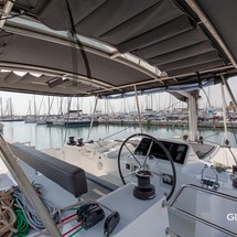Lagoon 450 F