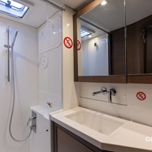 Lagoon 450 F