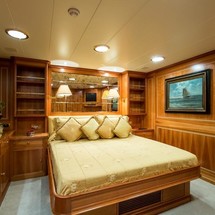 Perini Navi Ellen V