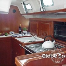 Beneteau Oceanis 423