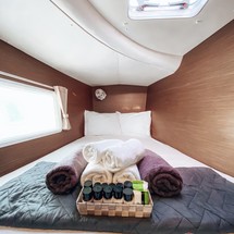 Lagoon 380