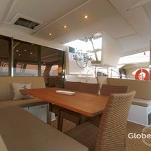 Fountaine Pajot Lucia 40