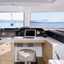 Bali catamarans 4.0 lounge