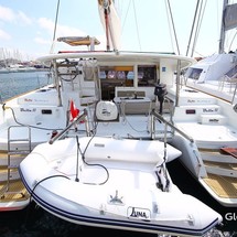 Lagoon 400