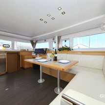 Lagoon 450 F