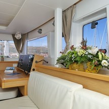 Lagoon 450 F