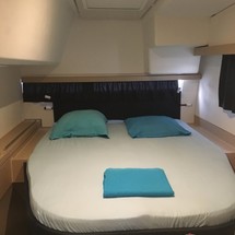 Fountaine Pajot Lucia 40