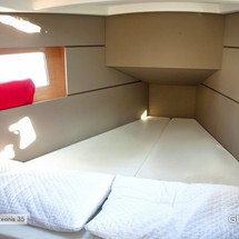 Beneteau Oceanis 35