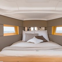 Beneteau Oceanis 38