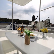 Lagoon 380
