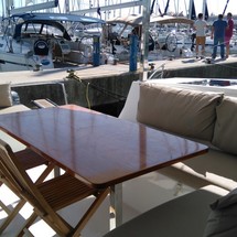 Fountaine Pajot Lucia 40