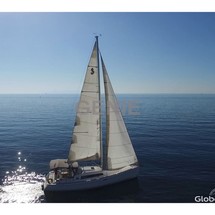 Beneteau Oceanis 37