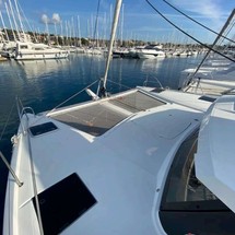 Fountaine Pajot Lucia 40