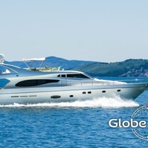 Ferretti 730