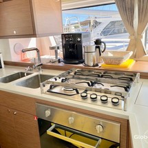 Lagoon 52