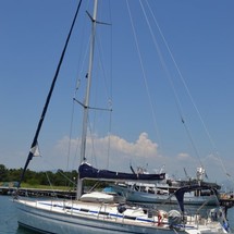 Bavaria 44