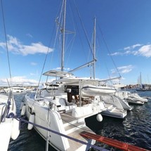 Lagoon 42